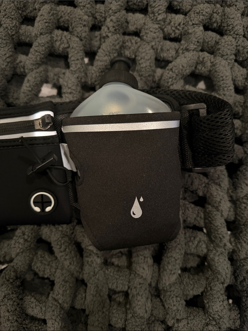 AiRunTech Hydration Running Belt - Picture 3 of 4